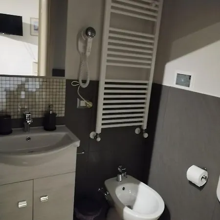 Alessi & فندق مبيت وإفطار 3*