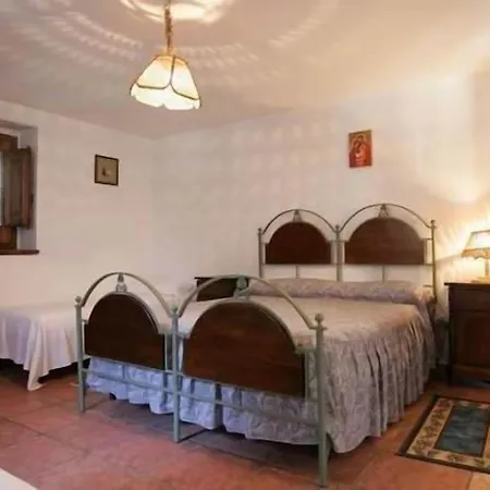 Bed and Breakfast Alessi & 3*